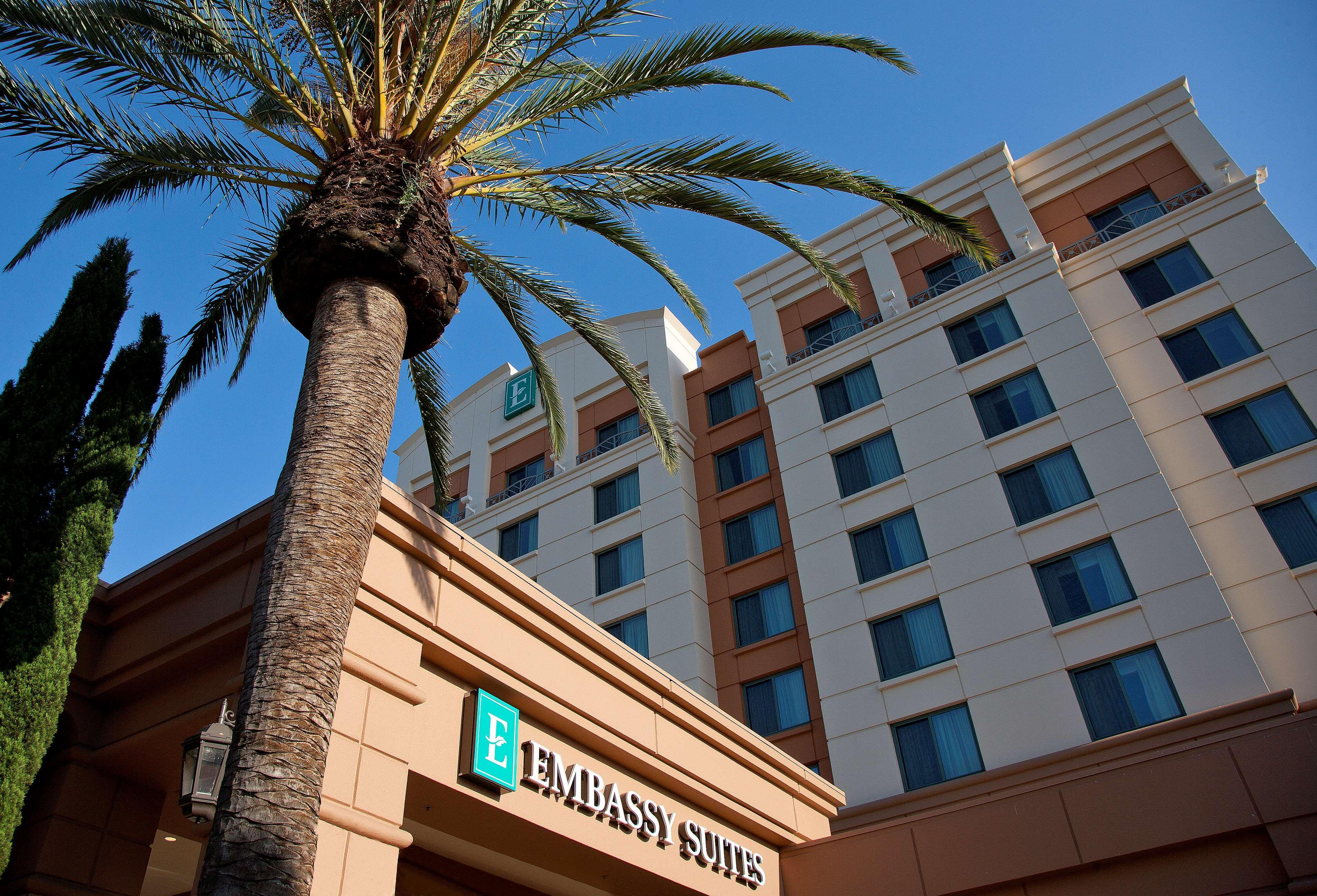 Embassy Suites By Hilton Sacramento Riverfront Promenade Exterior foto