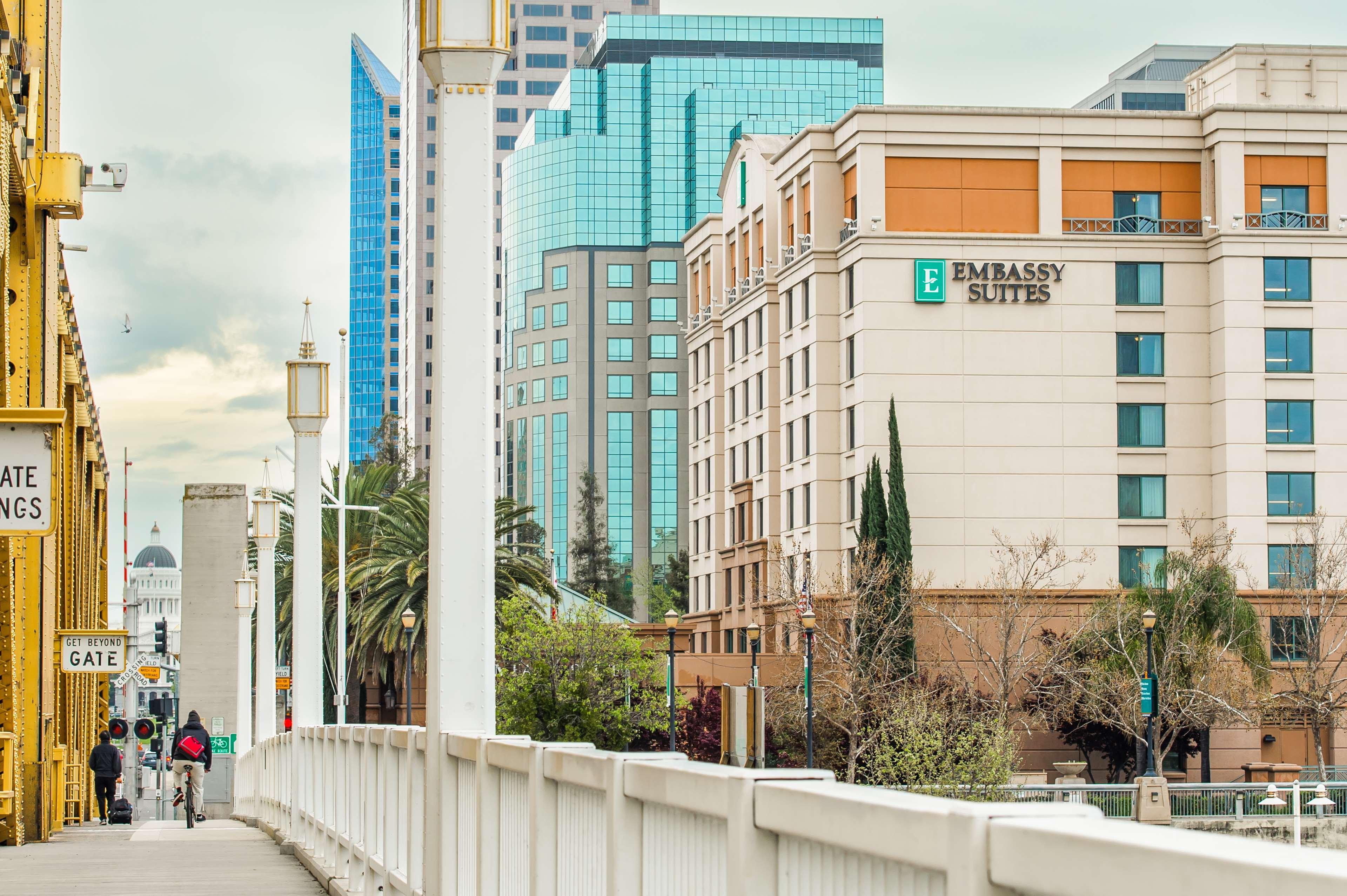 Embassy Suites By Hilton Sacramento Riverfront Promenade Exterior foto