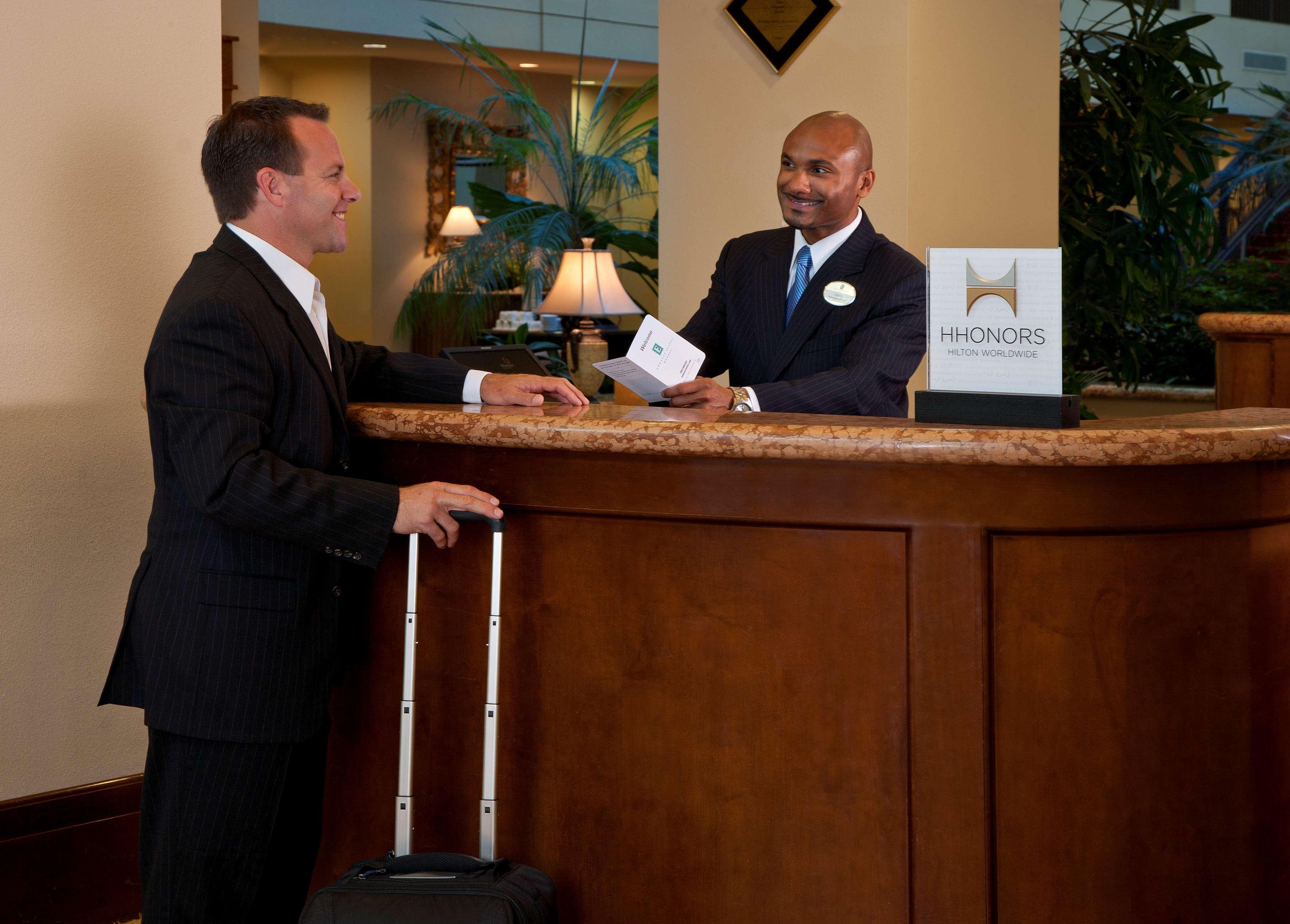 Embassy Suites By Hilton Sacramento Riverfront Promenade Interior foto