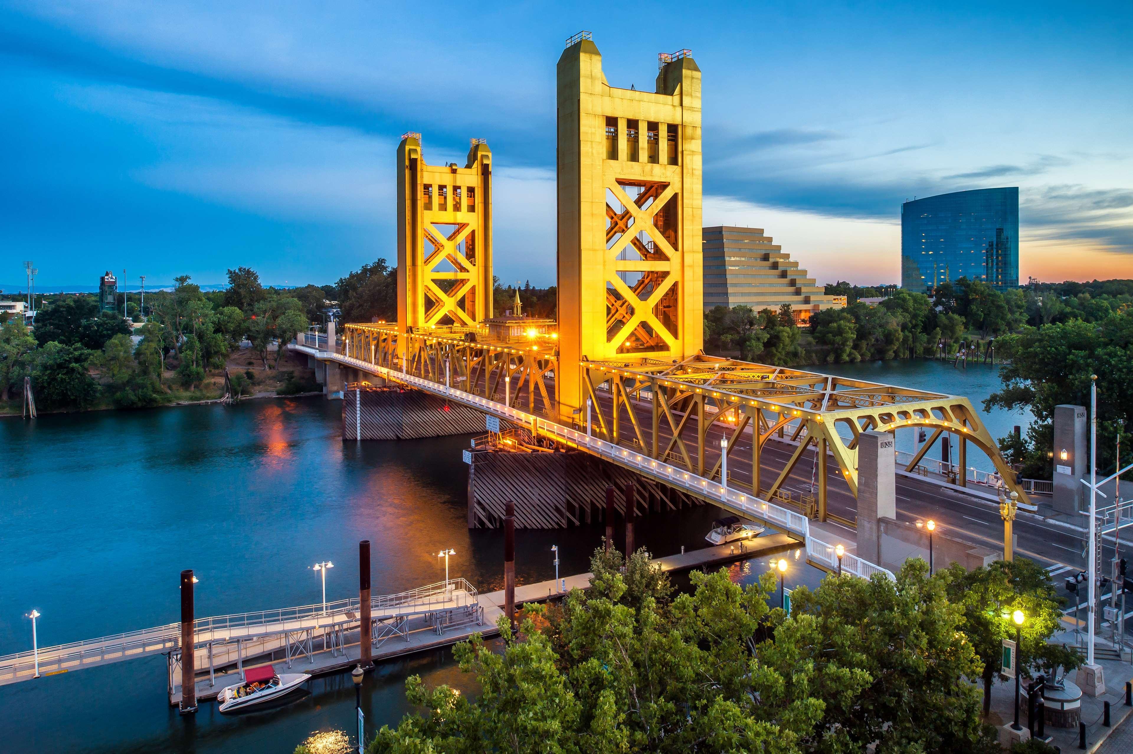 Embassy Suites By Hilton Sacramento Riverfront Promenade Exterior foto