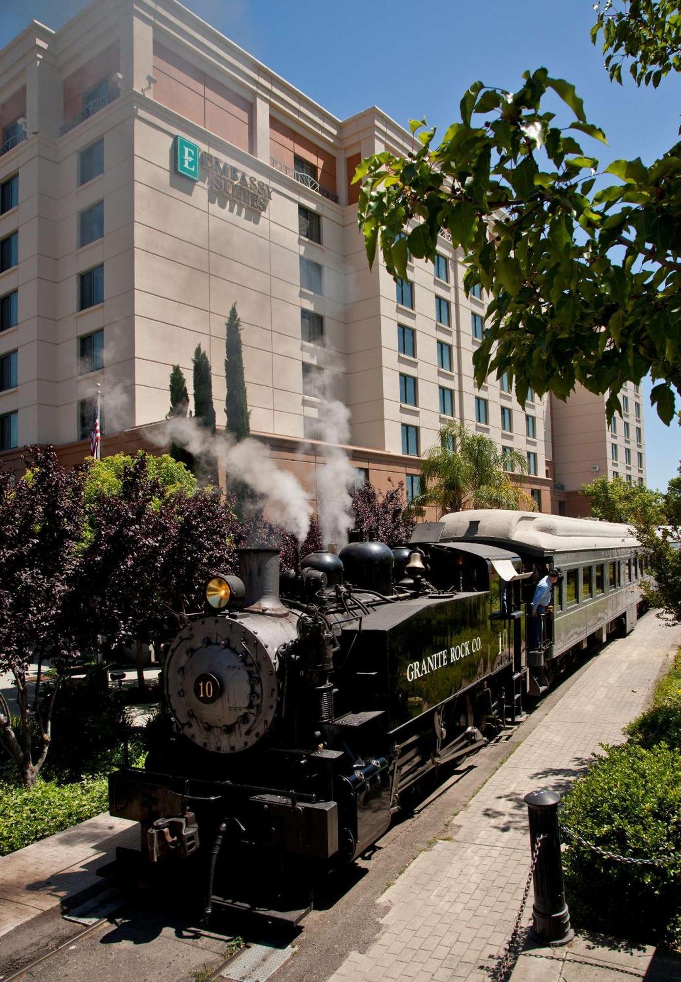 Embassy Suites By Hilton Sacramento Riverfront Promenade Exterior foto